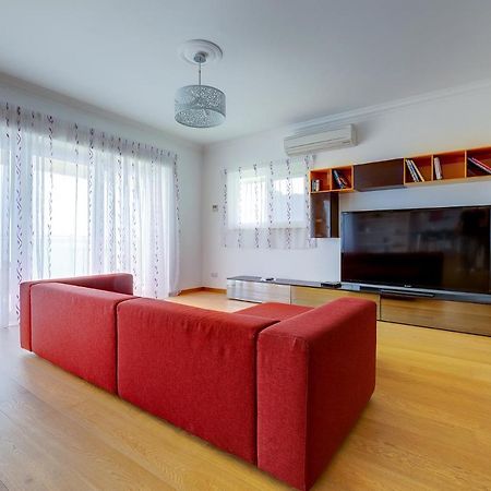 Seafront Apartment In Sliema With Pool, Upmarket Complex 외부 사진